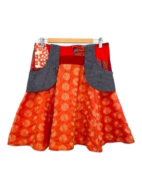 Myco Anna stunning skirt unique design recycled materials A-line pockets size 2